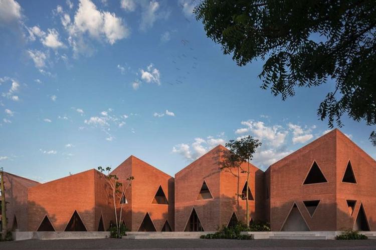 colegio maría montessori
